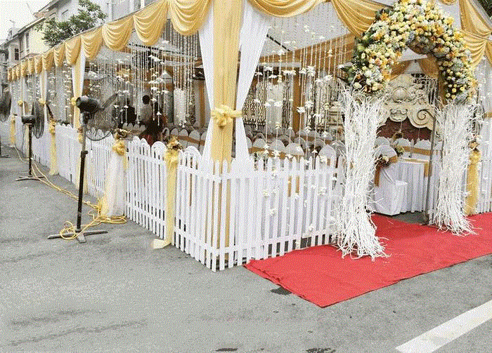 mẫu rạp cưới đẹp màu vàng
