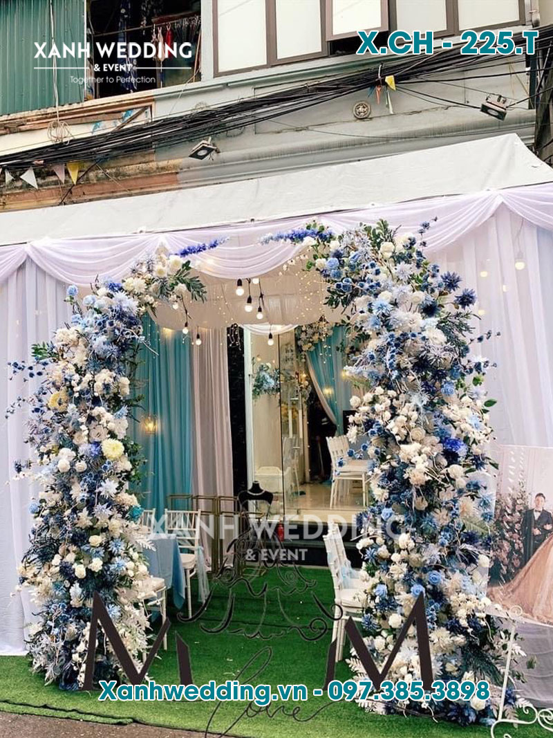Trang trí cổng hoa cưới hỏi đẹp
